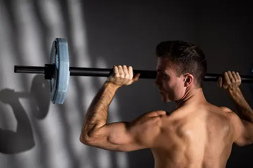 coaching de musculation personnalisé avec Jonathan